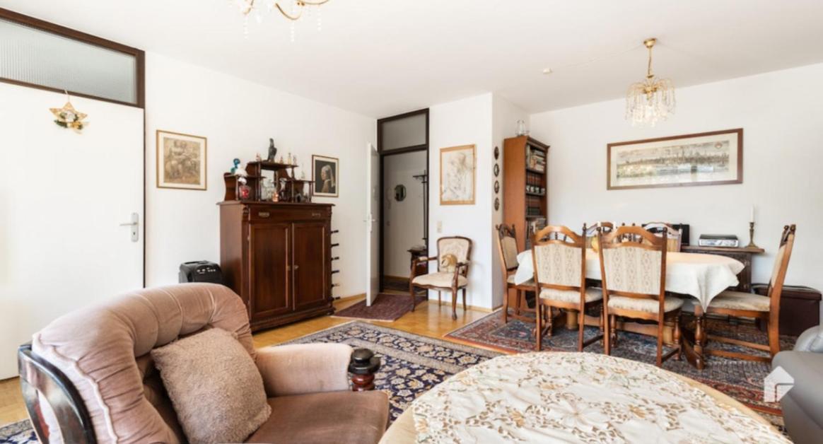 A Neat Cozy In Appartement Cologne